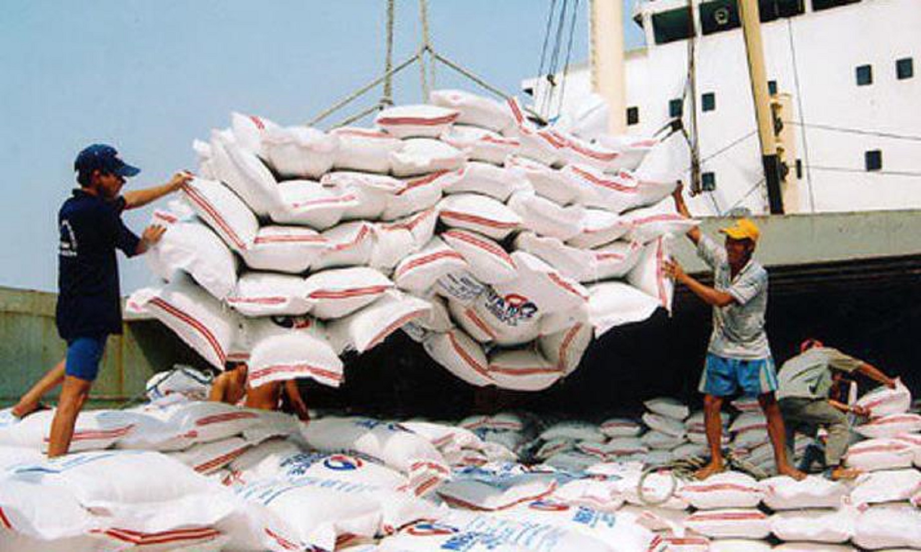 Cambodia’s Rice Export To China Exceeds 300,000 Tonnes For First Time Last Year