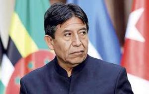 Covid-19: Bolivian VP bows to pressure, agrees to take a vaccine