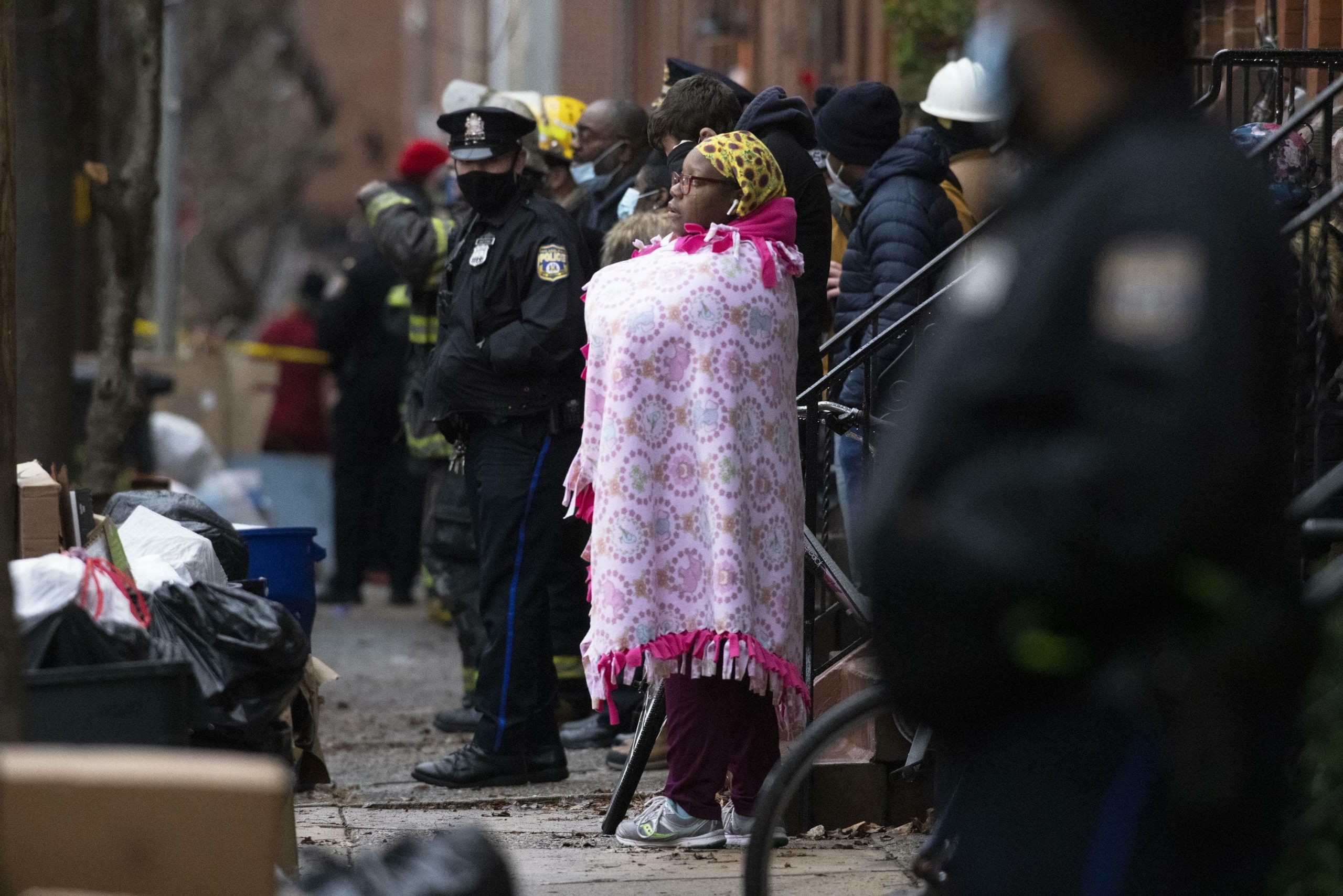 US: Thirteen people killed in Philadelphia house fire