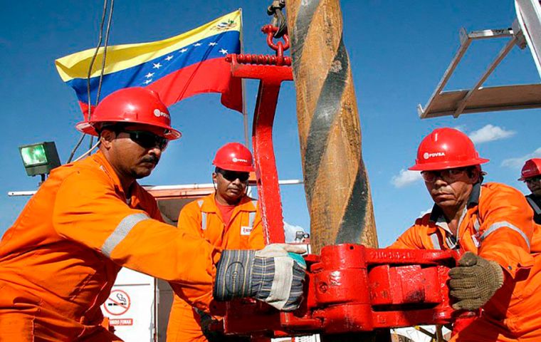 Venezuela resumes crude exports after nine months