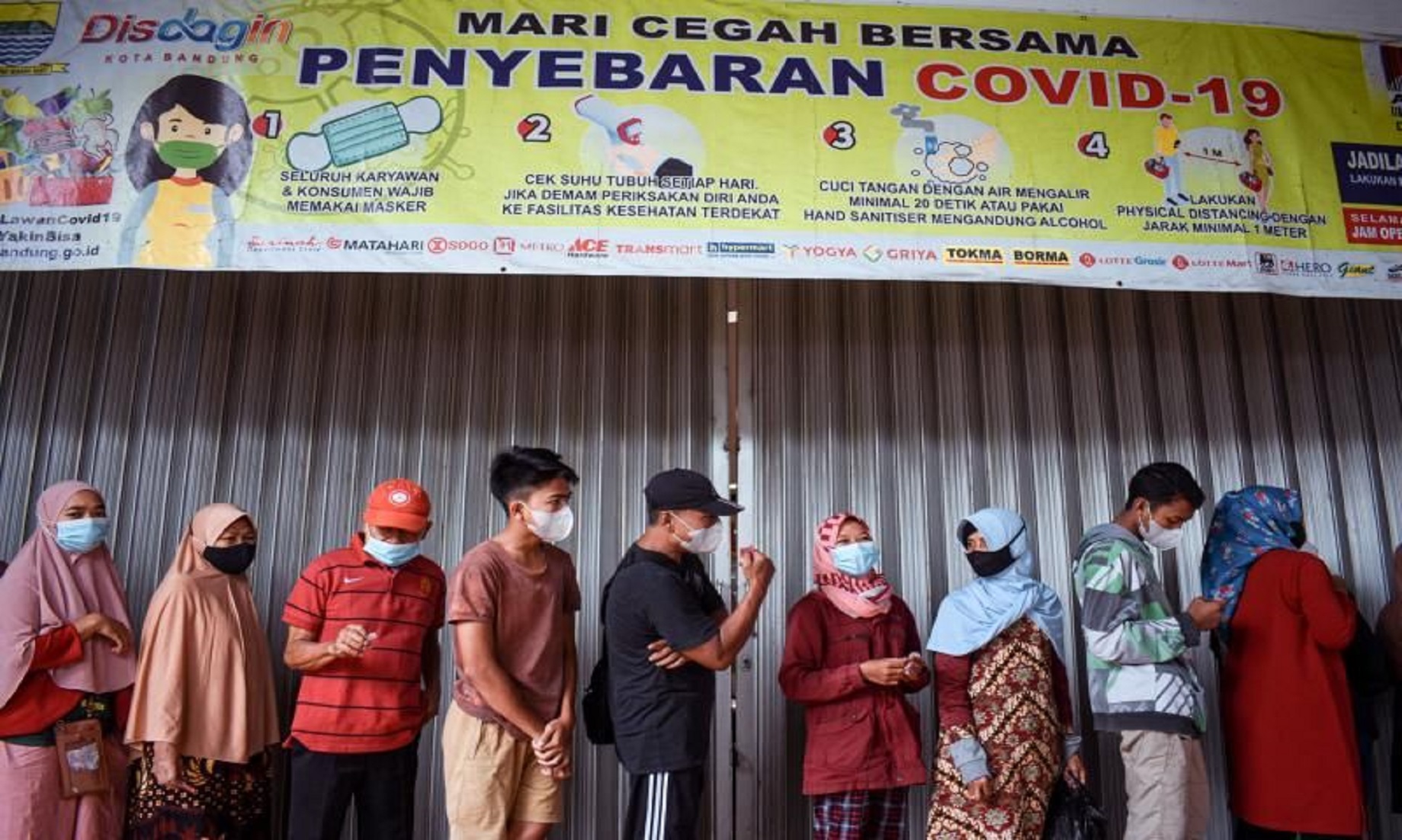 Indonesia Reports 59,635 New COVID-19 Cases, 216 More Deaths