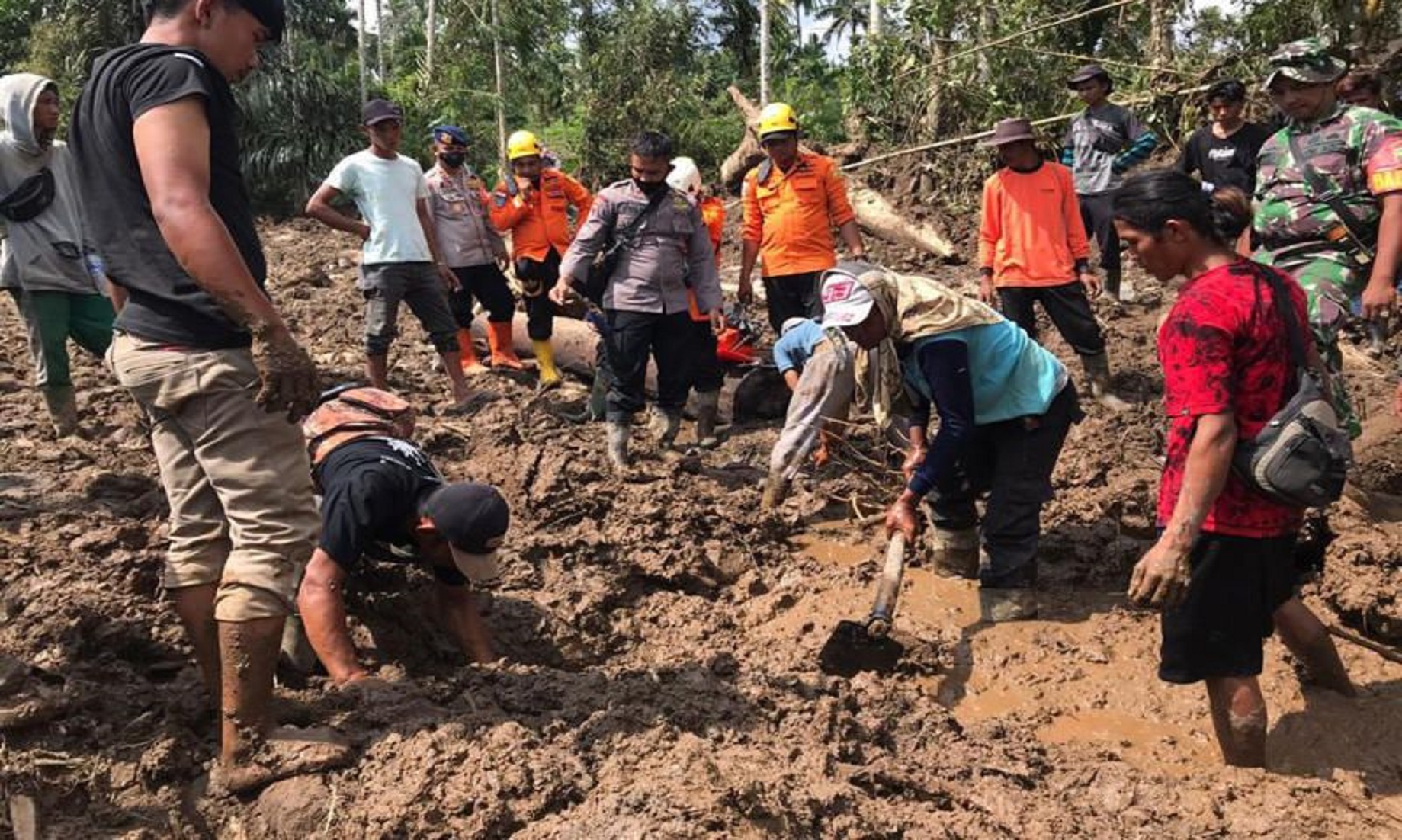 Death Toll In Indonesia Quake Rises To 10 With About 13,000 Displaced