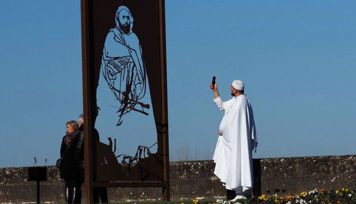 Sculpture of Algerian Hero Emir Abdelkader vandalised, hours before its inauguration in France