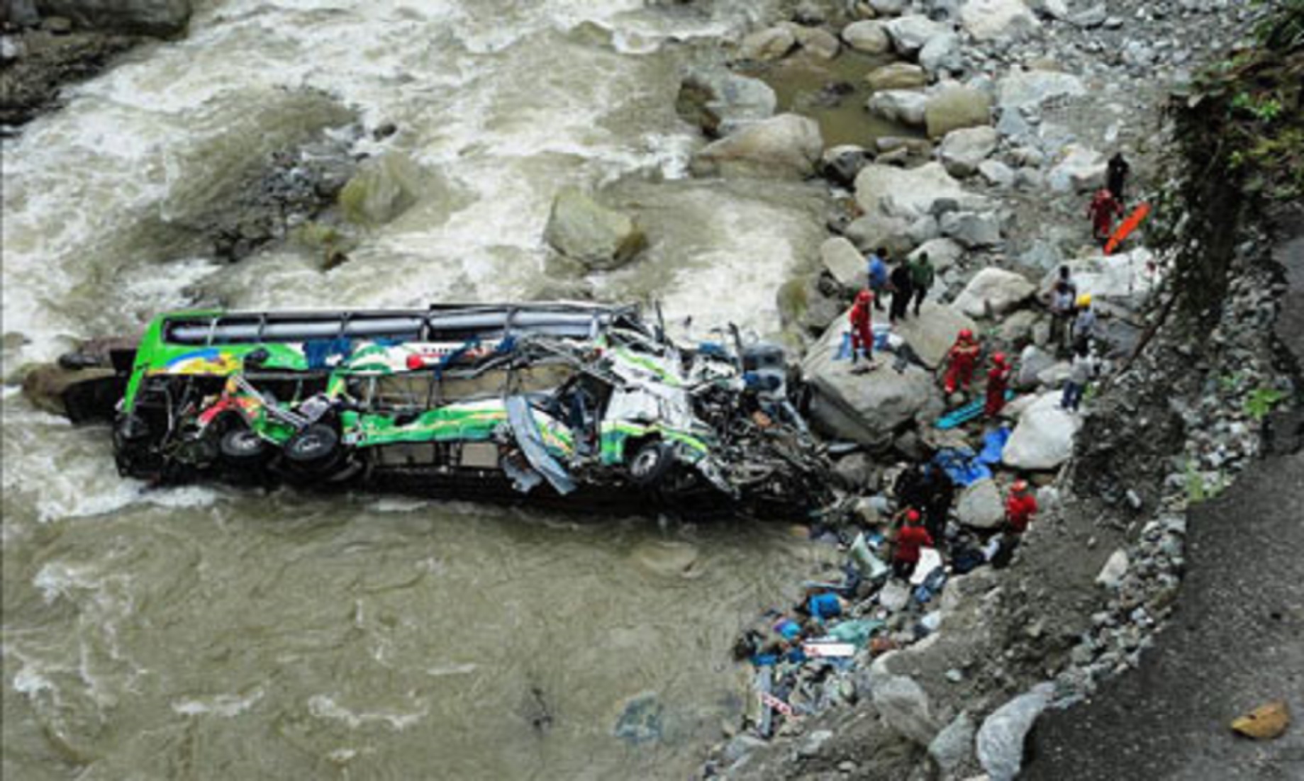 Six Killed, Three Injured As Truck Plunges Off Cliff In Central Vietnam