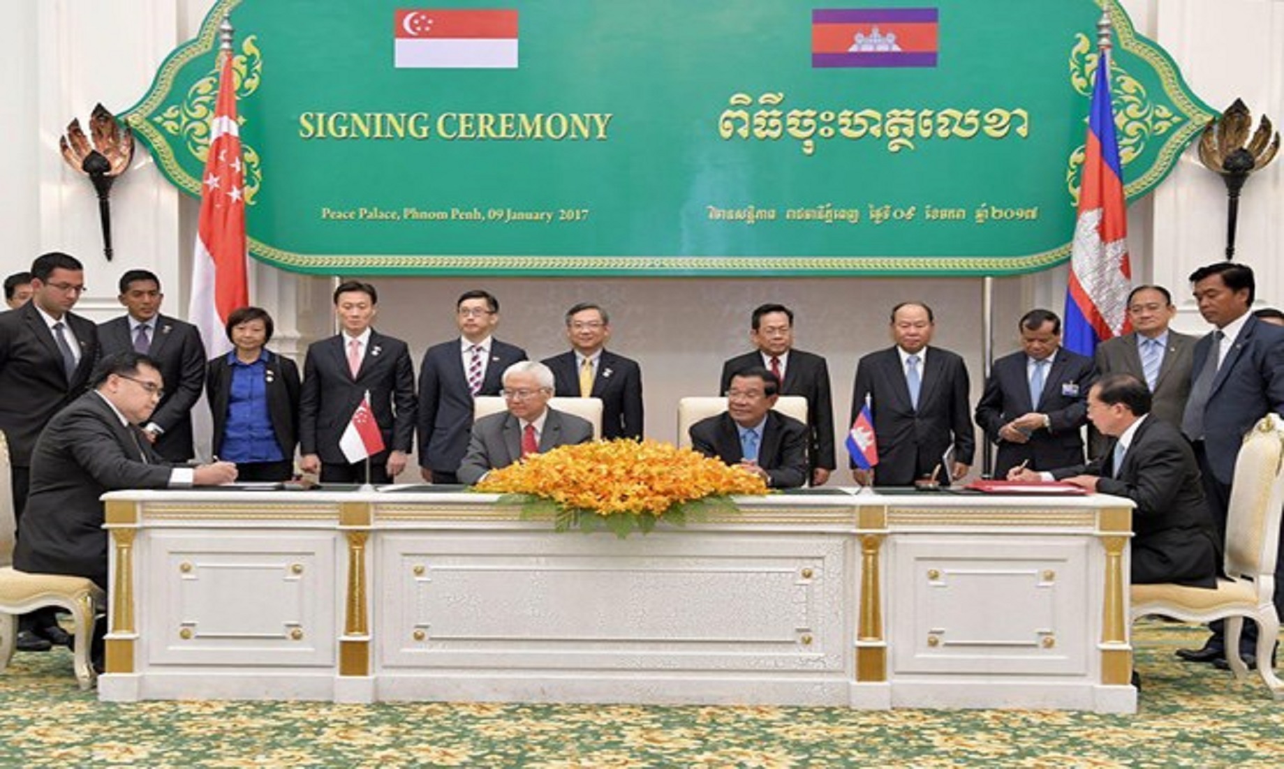 Cambodia, Singapore Vow To Strengthen Cooperation In Post-Pandemic Era