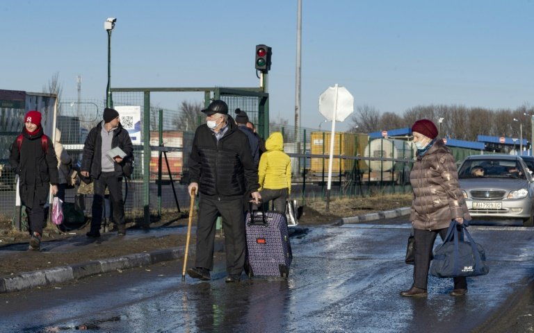 Russia-Ukraine crisis: Evacuees from rebel-held Ukraine hope for quick return