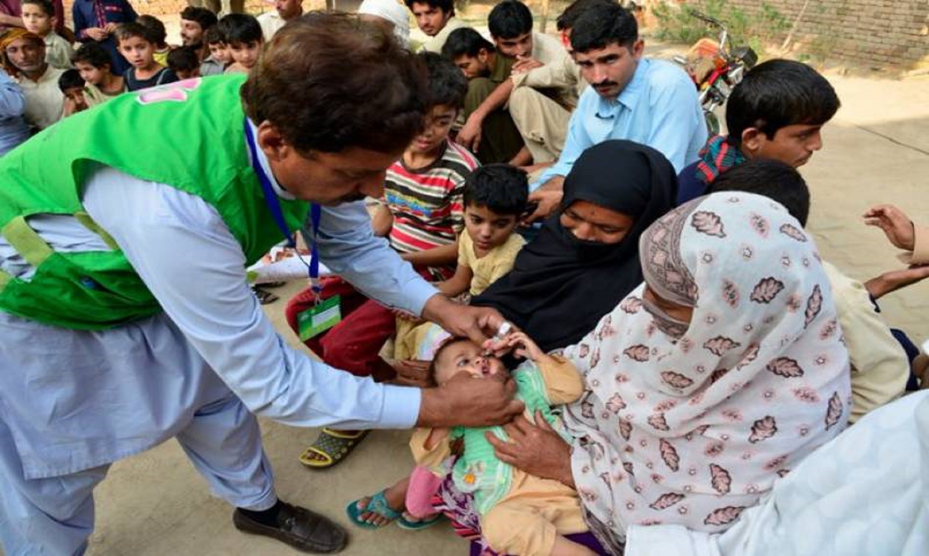 Anti-Polio Campaign Targeting Over One Million Children Begins In NW Pakistan