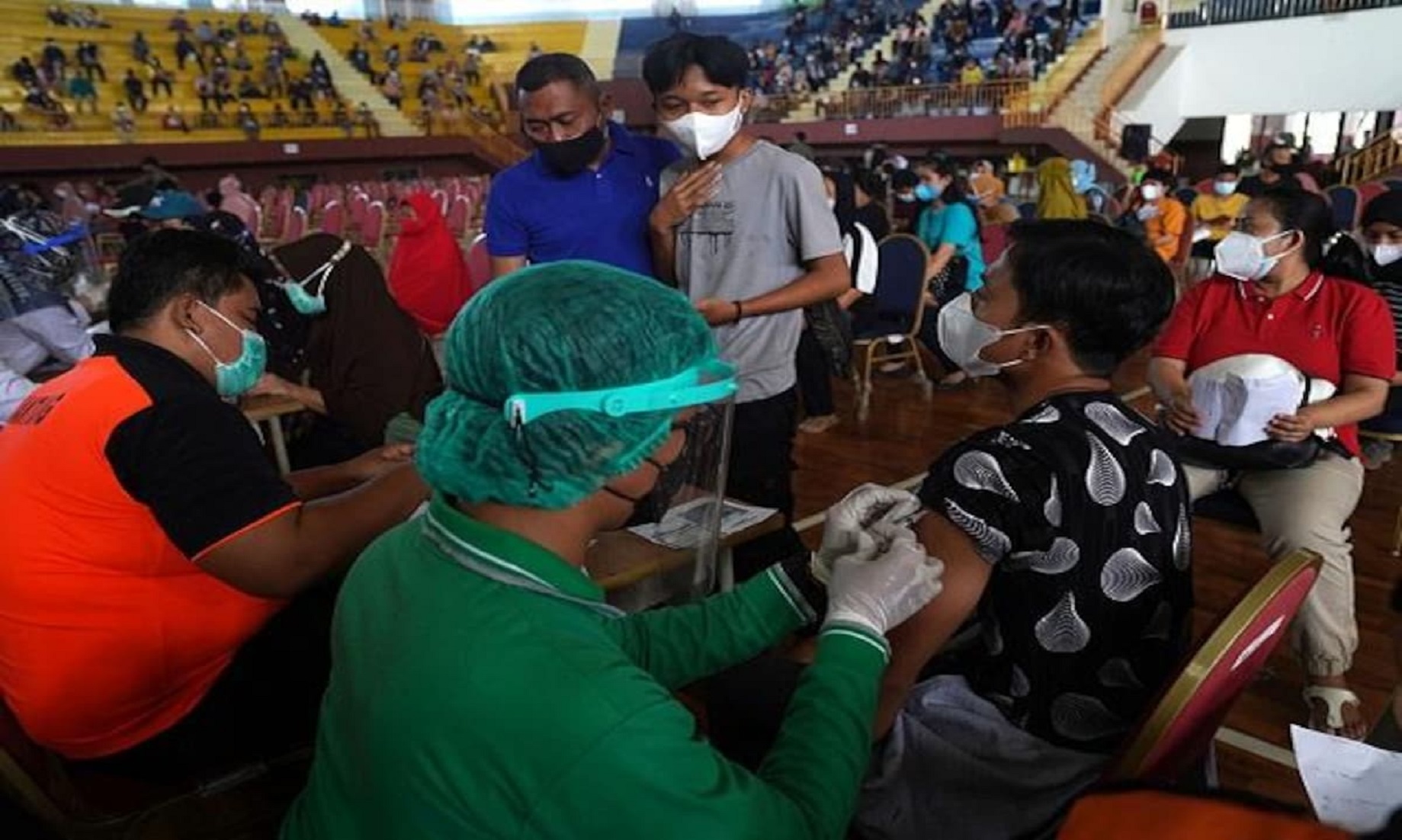 Indonesia Reports 3,077 New COVID-19 Cases, 100 More Deaths