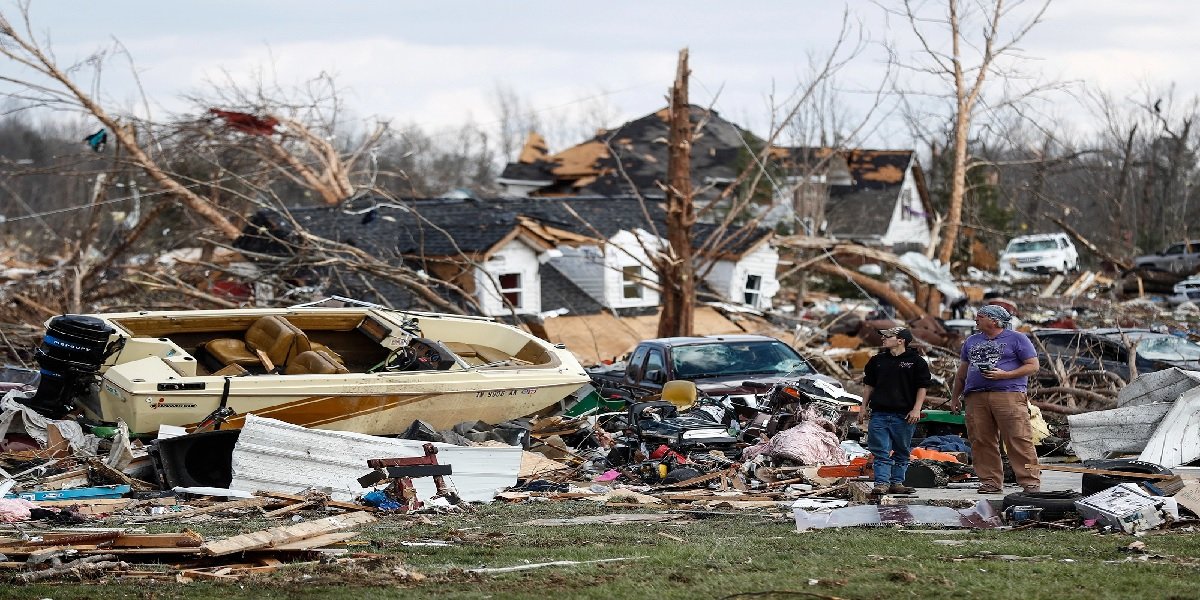 US: 7 dead, including 2 children, as major tornado hits Iowa