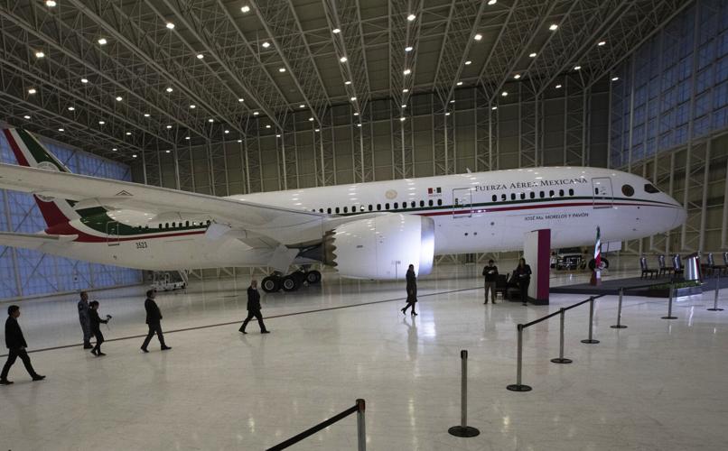 Mexico to rent out unwanted presidential jet for parties