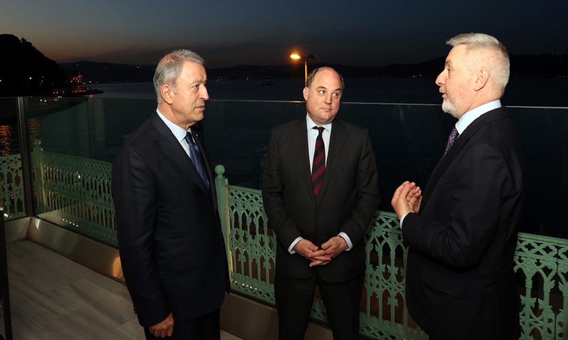 Turkish, Italian, British Defence Ministers Meet In Istanbul Over Ukraine Crisis