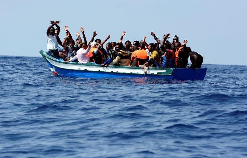 Moroccan navy rescues 192 illegal migrants: media