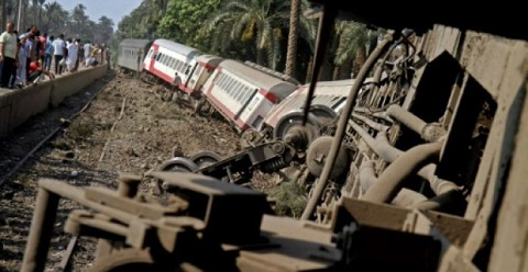 Train derails in DR Congo, kills seven