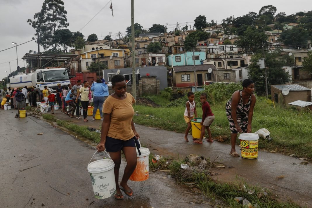 Update: Toll in South Africa’s deadliest floods on record tops 300