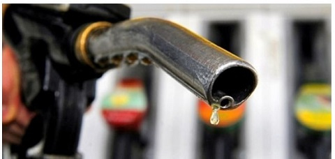 Kenya to punish fuel hoarders as it seeks to end crisis ‘in 72 hours’