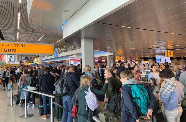 Netherlands: Unannounced strike causes chaos at Amsterdam airport as holiday begins