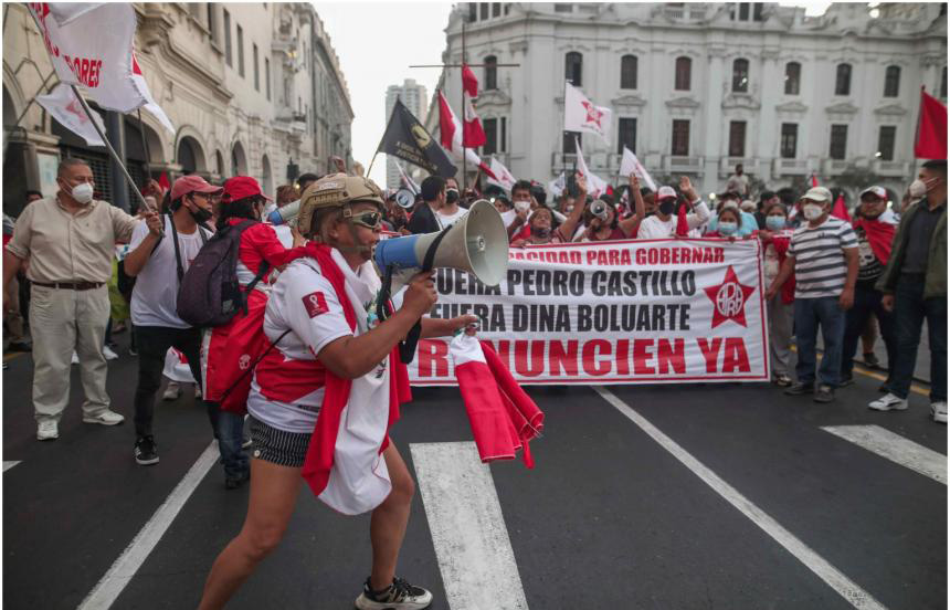 Hundreds of Peruvians march to demand president resign