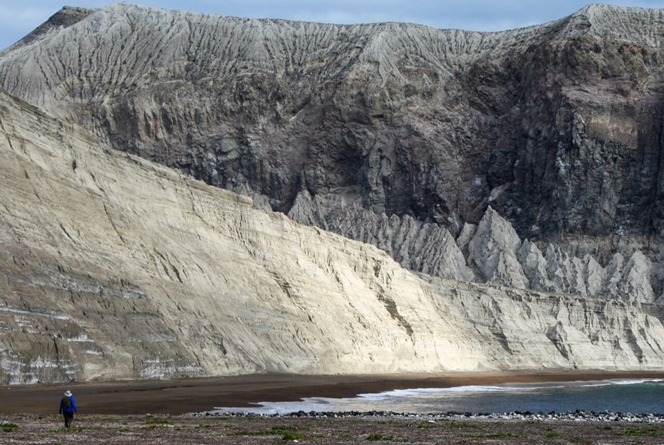 Scientists scour ‘Mexico’s Galapagos’ for quake, volcano clues