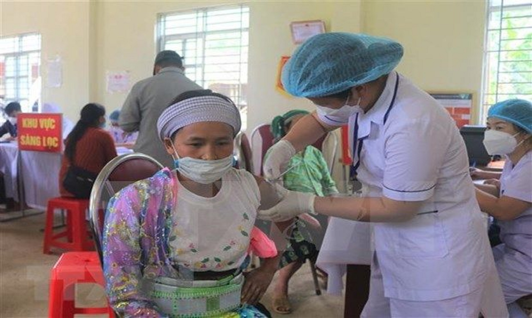 Vietnam Reports 1,114 New COVID-19 Cases