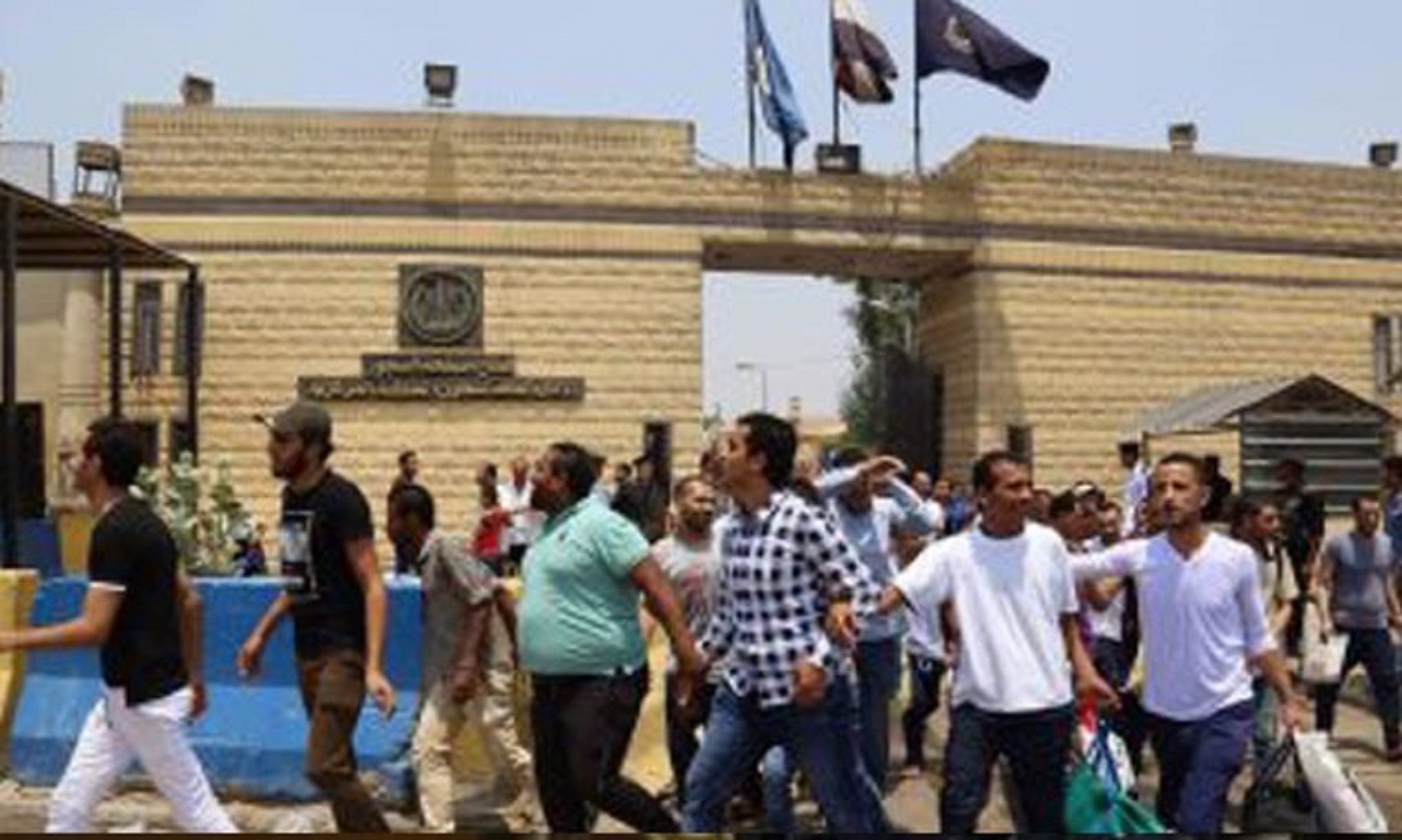 Egypt Releases 986 Prisoners Upon Presidential Pardon