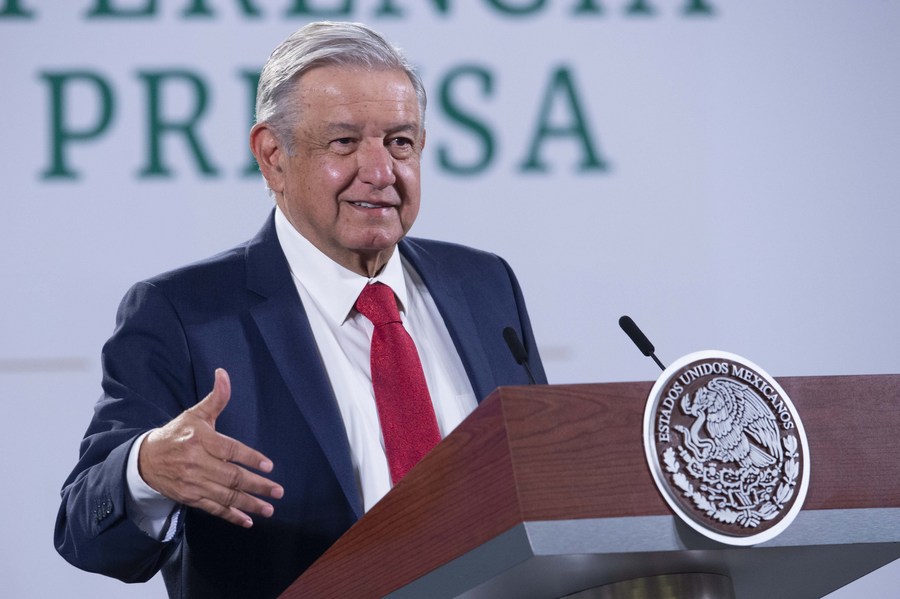 Mexican president presses for end to US sanctions on Cuba