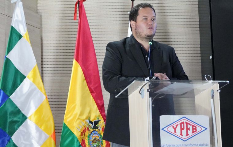 Bolivia to import diesel to relief drivers in the west