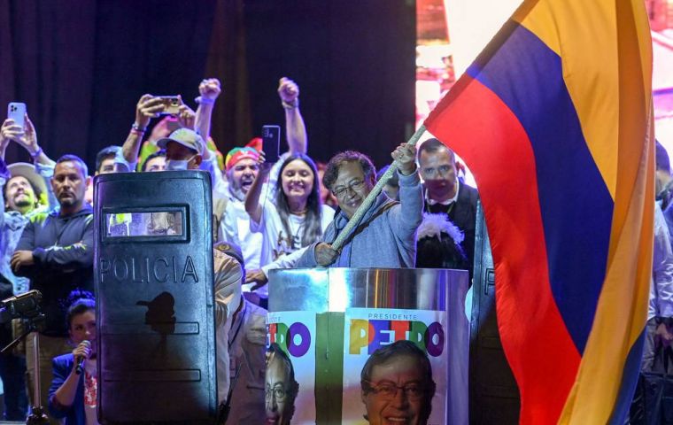 May 29 presidential elections: Colombian candidates round up campaign