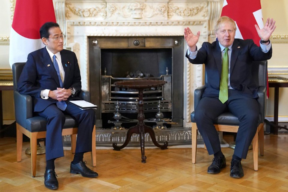 UK and Japan agree defence deal as London welcomes PM Kishida