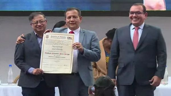 Colombia: Petro accredited as new President