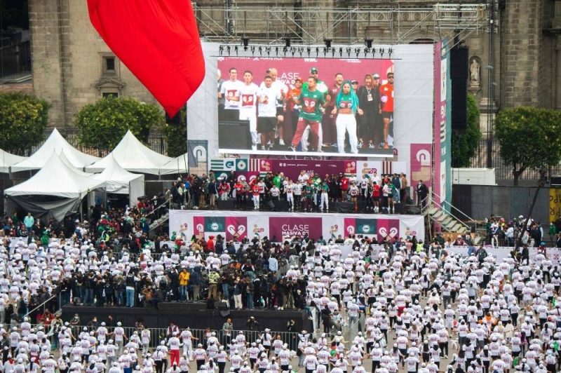 Boxing class: Mexico City punches its way to a new Guinness record