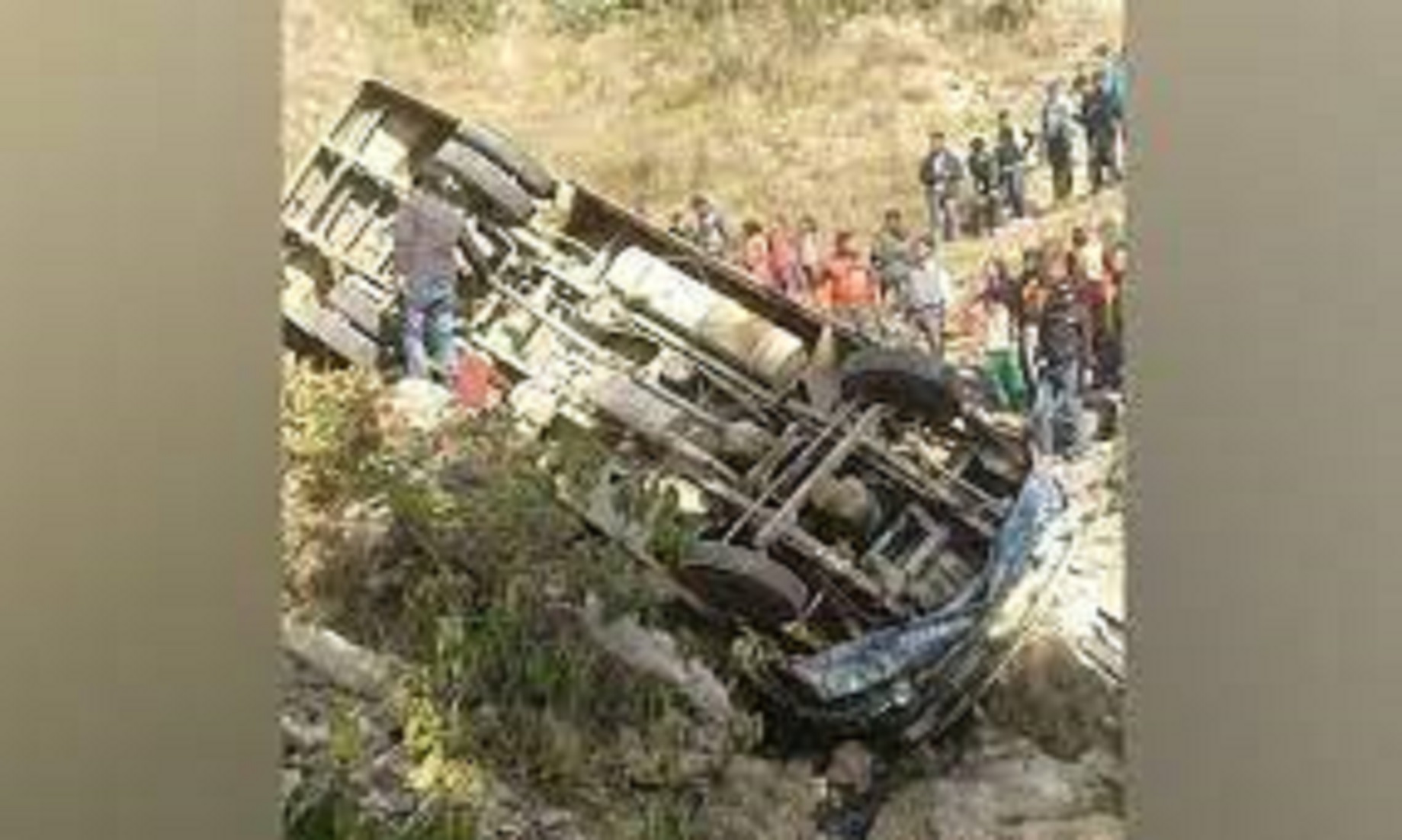 Mini-Bus Crash Kills 10 In Central Afghanistan