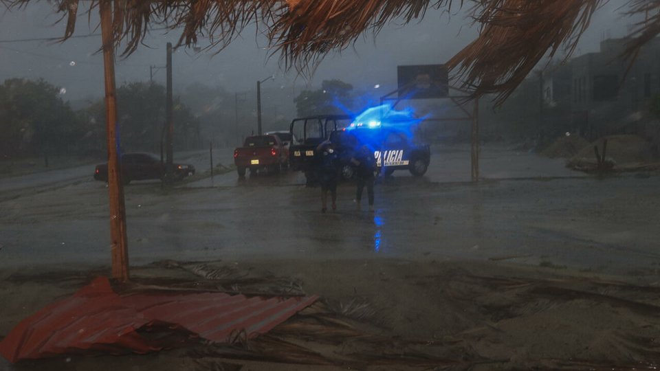 3 dead, 8 missing after Hurricane Agatha hits Mexico