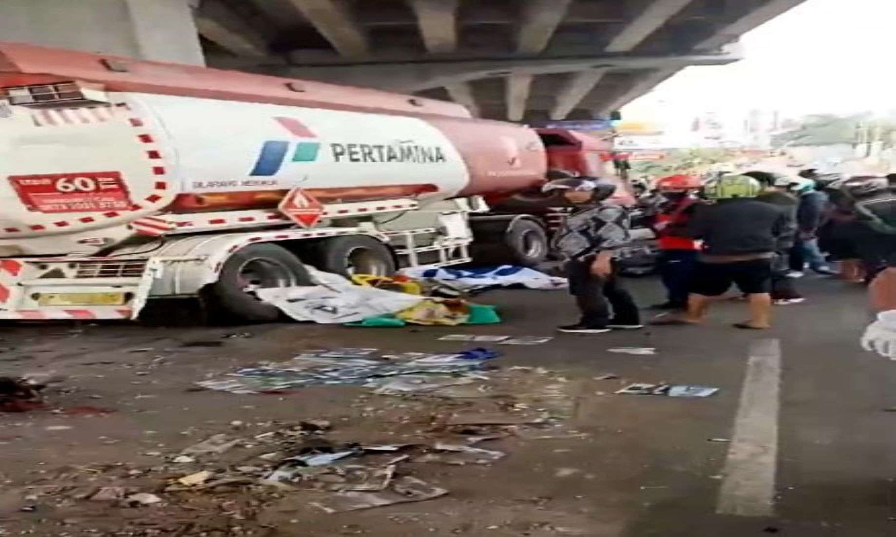 11 Killed, Scores Wounded In Car Accident In Jakarta