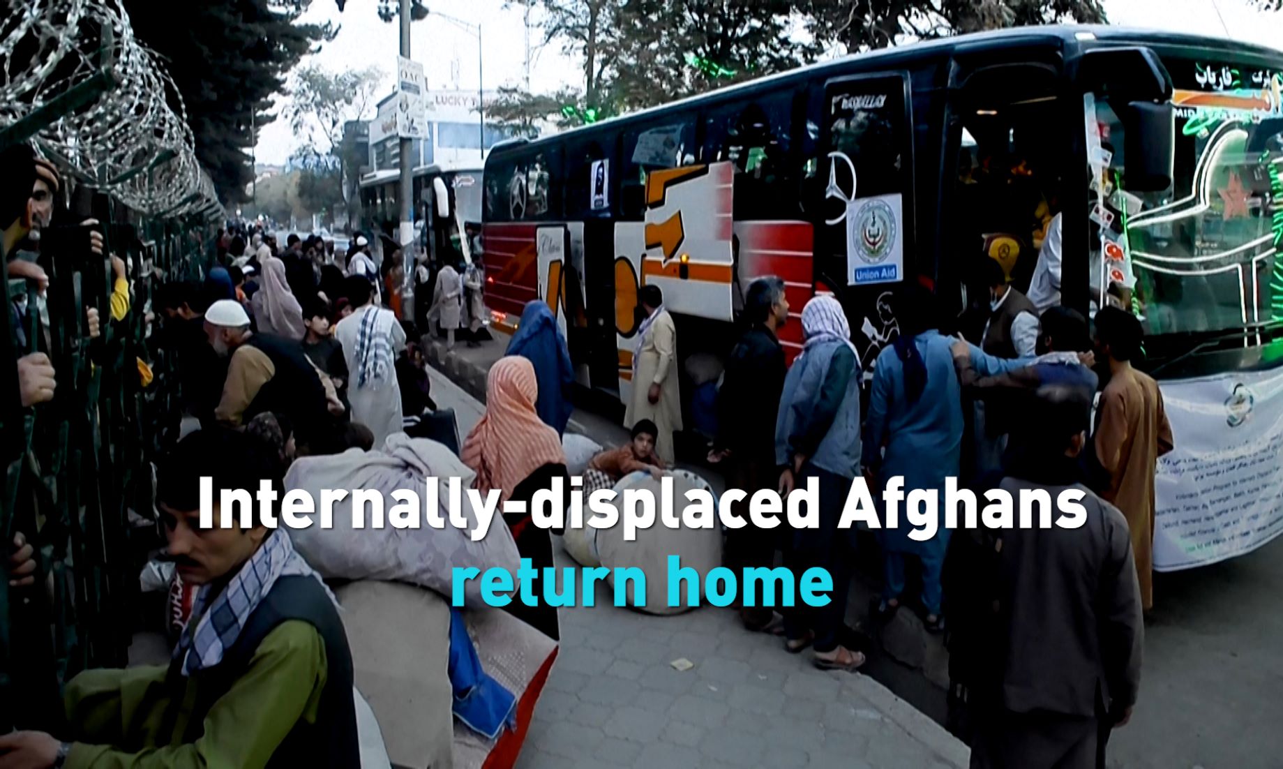 272 Afghan IDPs Return To Home Provinces From Kabul