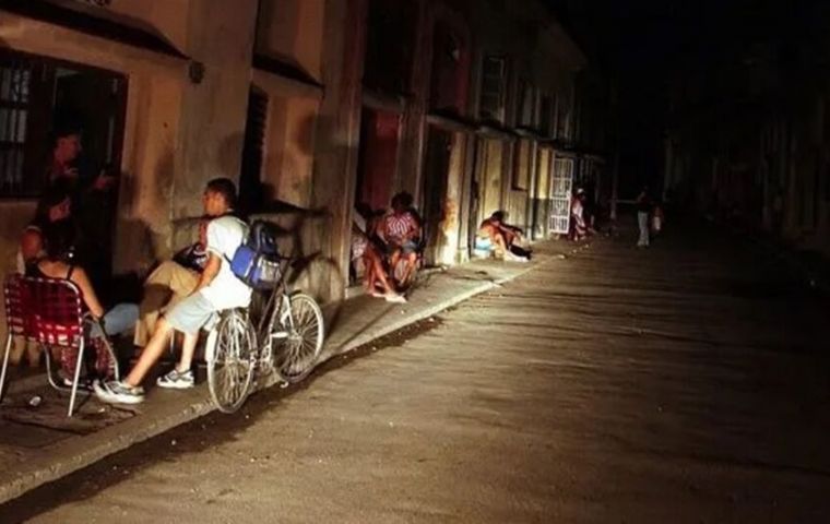 Cubans to keep enduring power cuts in blazing summer