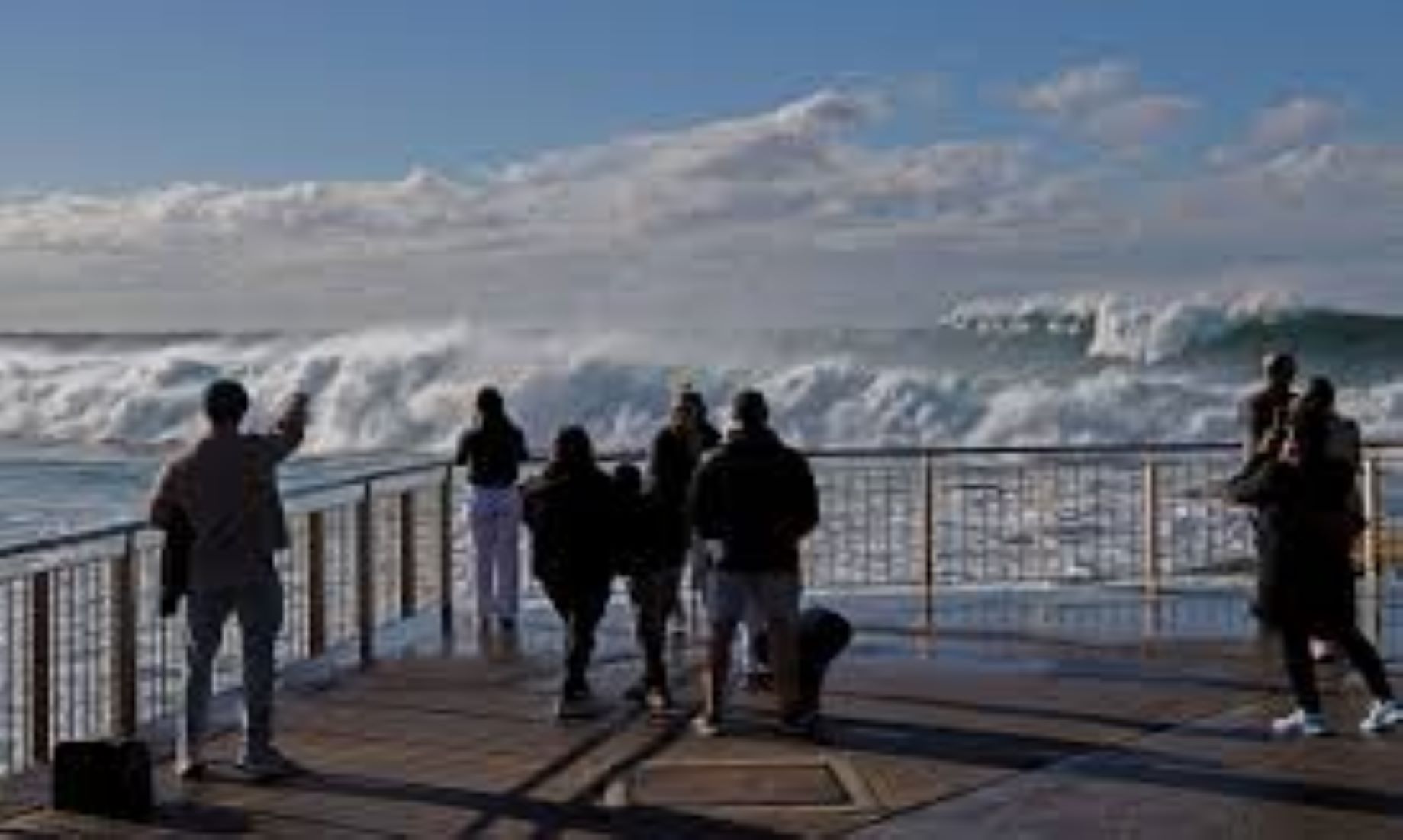 Strong Winds, Pounding Waves To Hit Australia’s East Coast As Winter Chills Continue