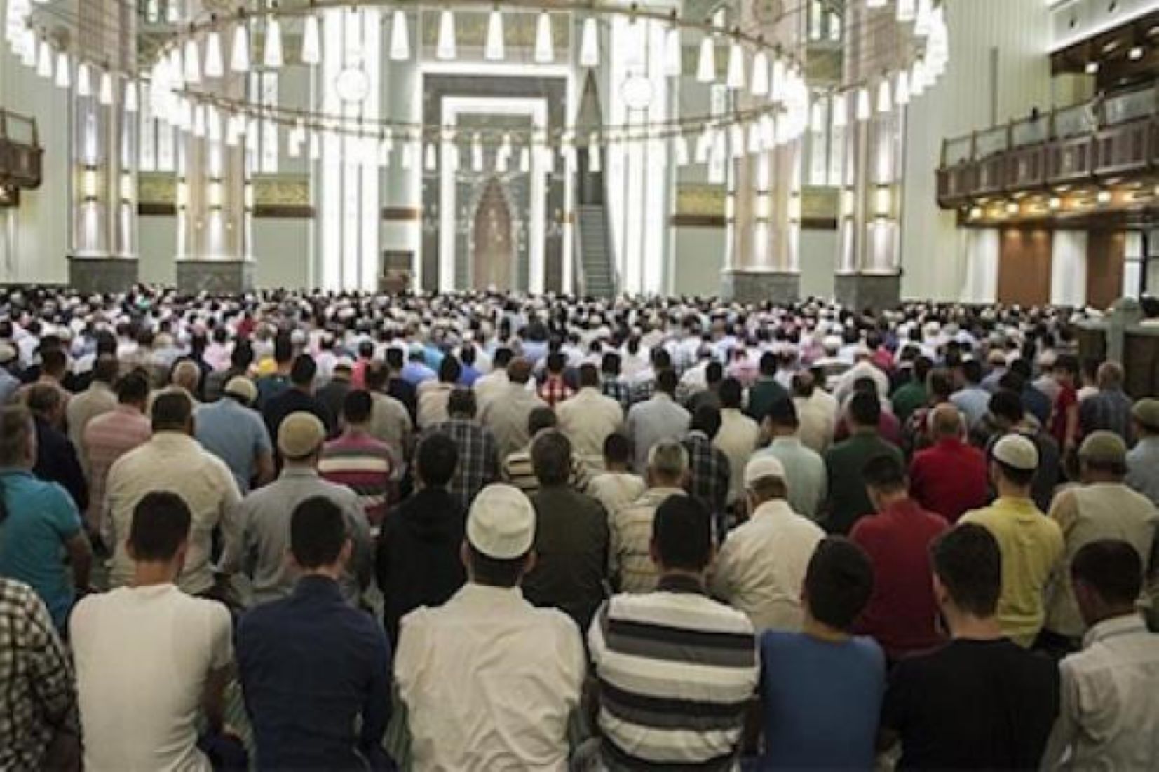 Egyptian PM Urged Citizens To Maintain Covid-19 Precautions During Eid Holiday