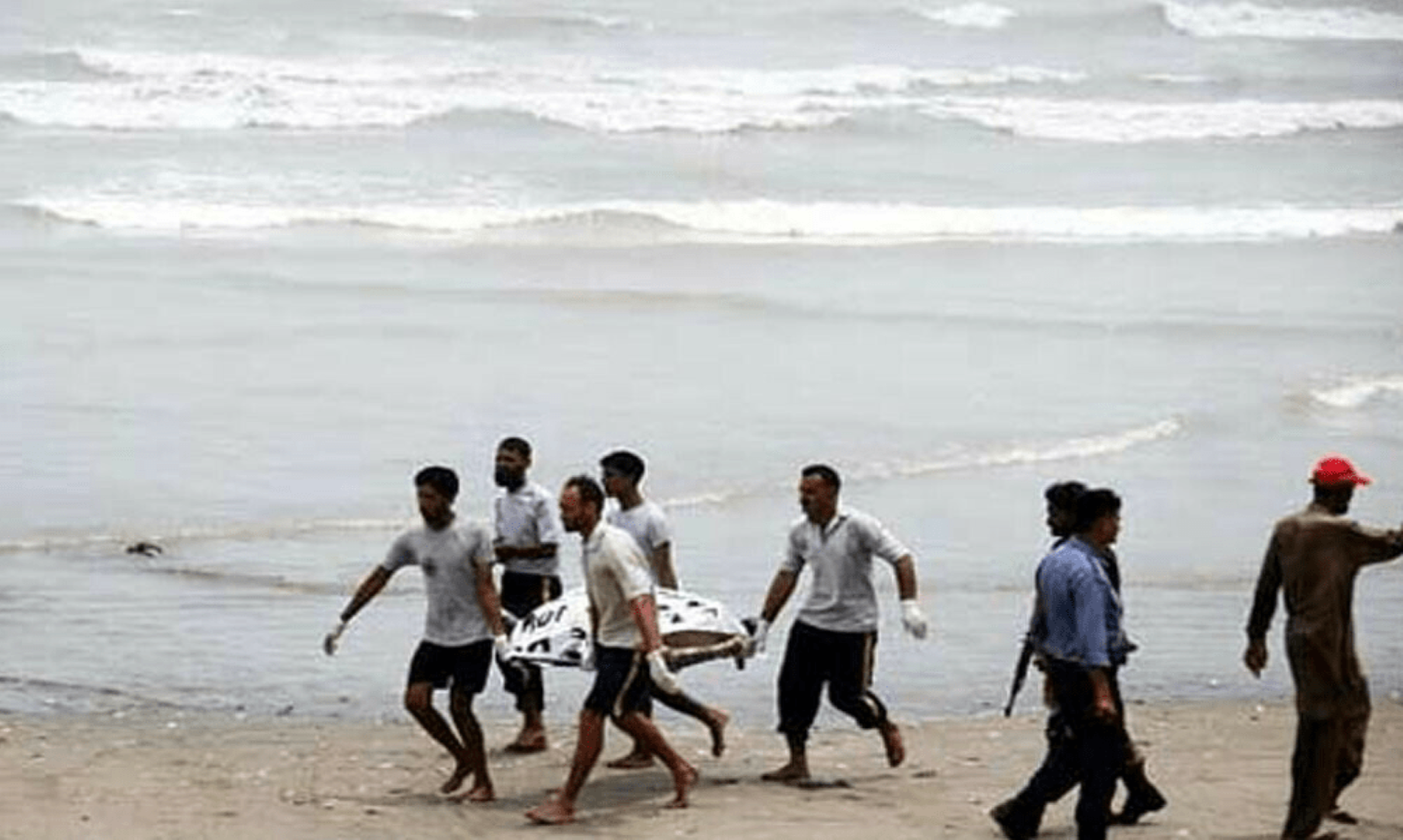 Six Youngsters Drowned At Beach In Karachi