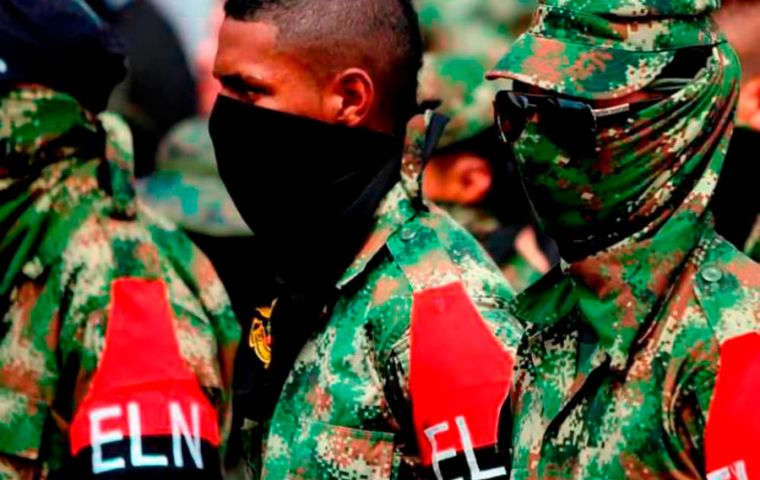 Colombia: ELN rebels release hostages while returning to peace talks