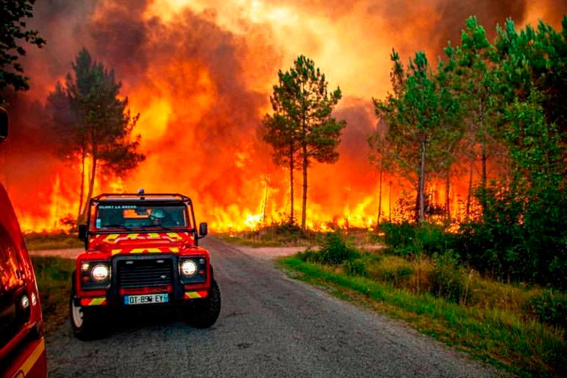 Wind, thunderstorms expected around contained French wildfire