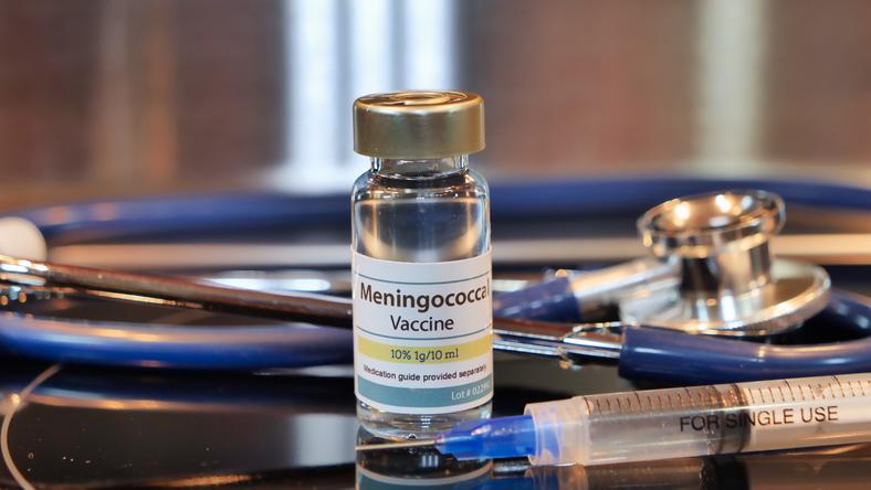 French region urges youth meningitis vaccinations after death