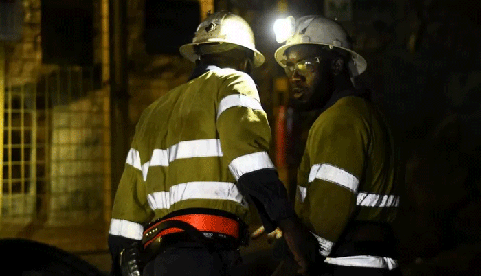 Burkina Faso trapped miners: Mine director fined over disaster that left eight dead