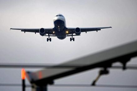 French air traffic controllers to stage strike on Friday