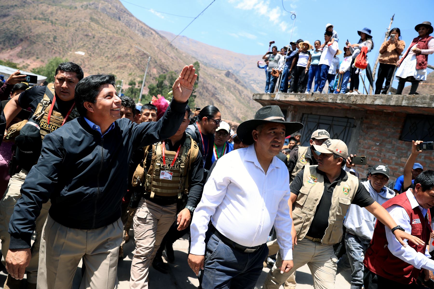 Peru: President says he will again ask Congress for authorization to travel abroad