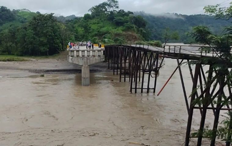 Tropical storm Karl leaves one dead in Mexico