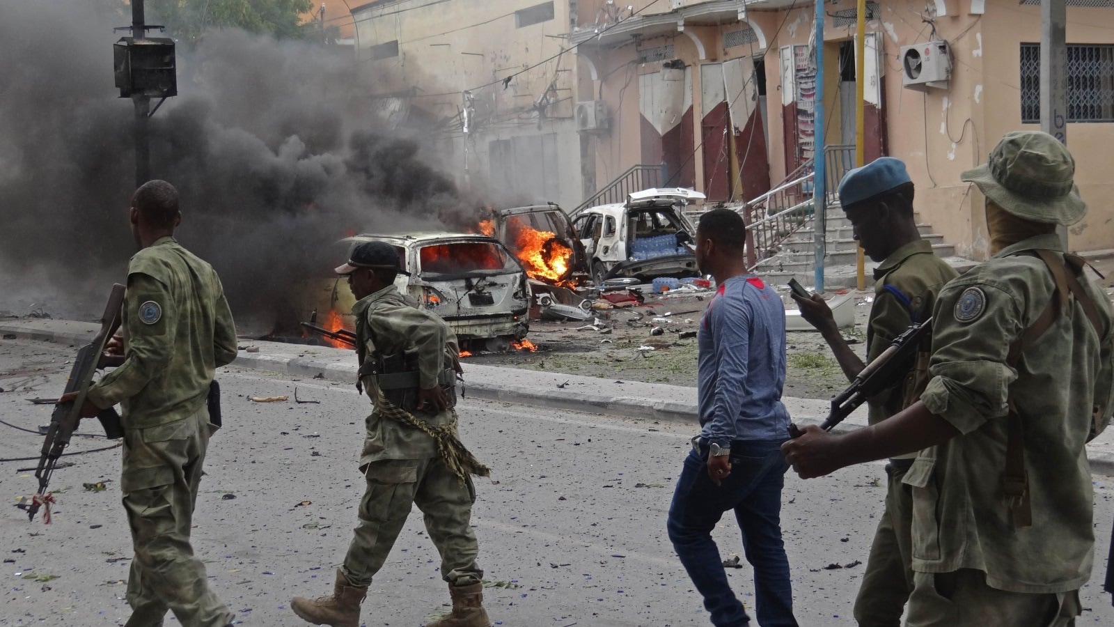 Senior officials among nine dead in Somalia car bombings