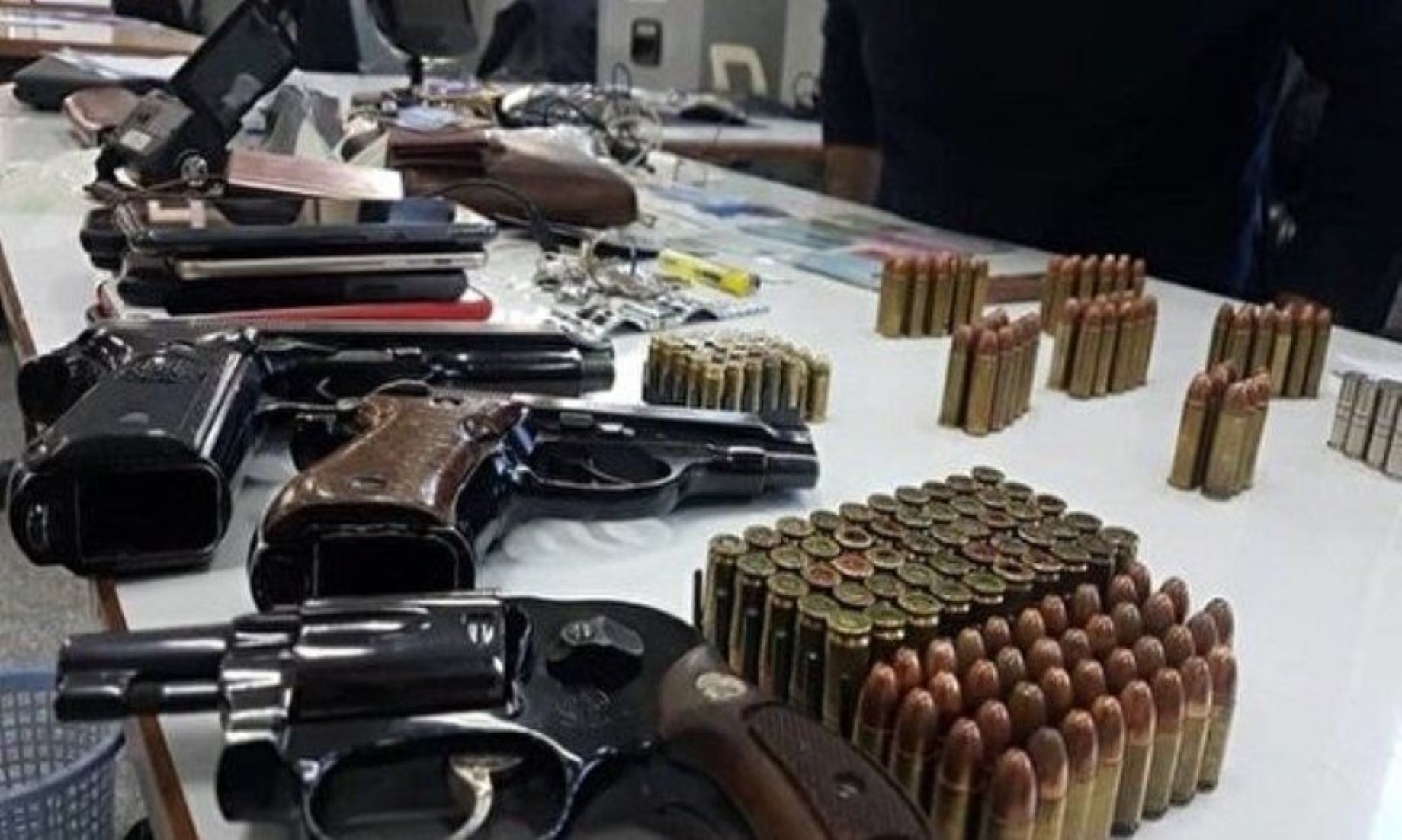 Border Guards Confiscated Smuggled Weapons In Western Iran