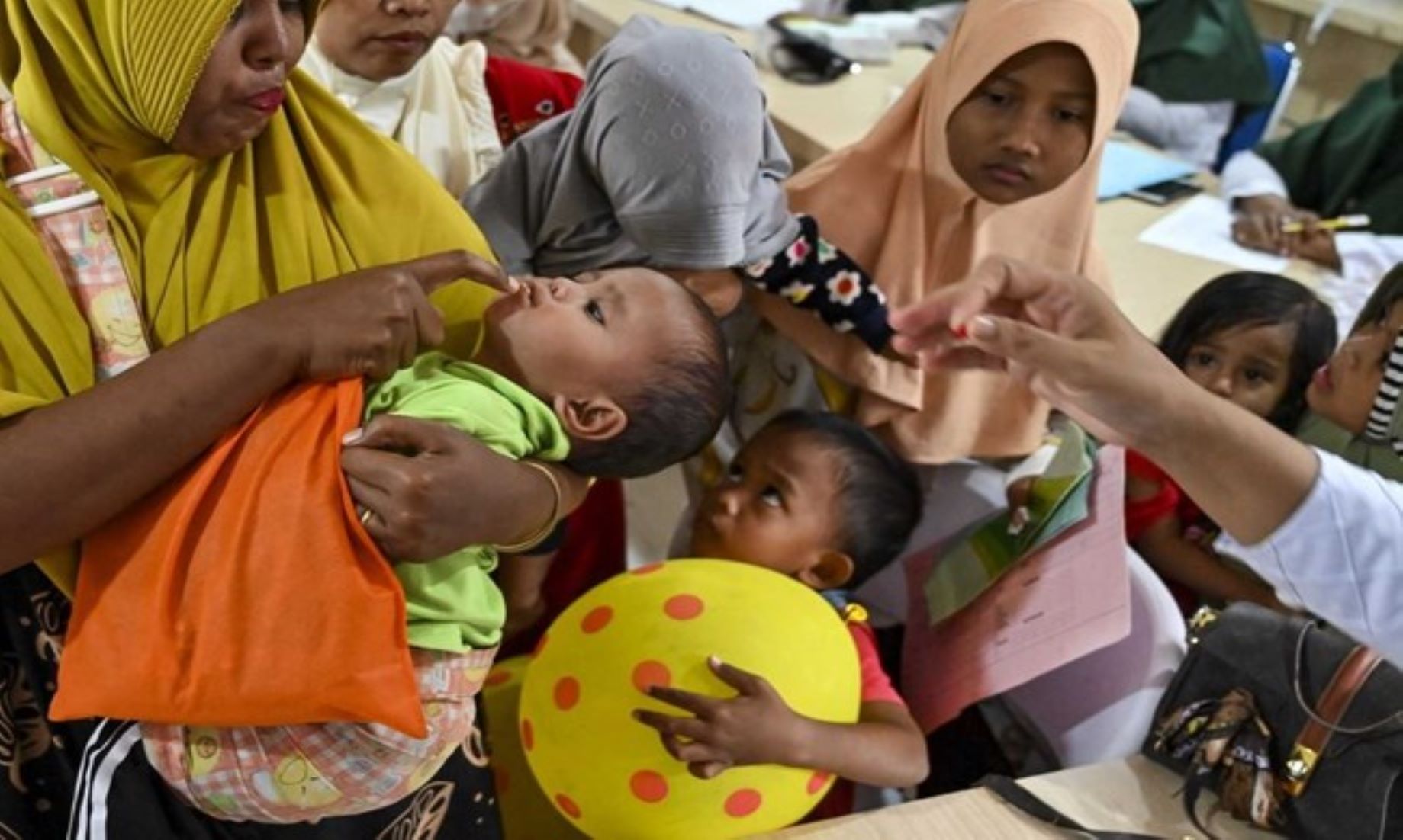 Indonesia Suspends All Liquid Medicines After 99 Children Died Of Acute Kidney Injury