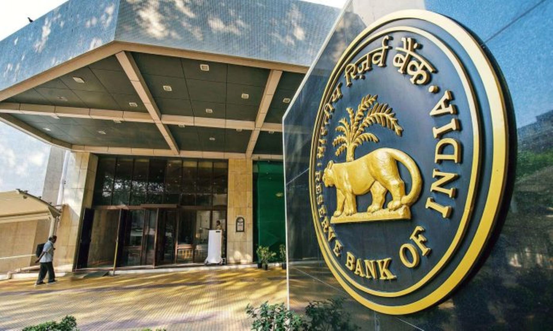 India’s Central Bank To Hold Special Panel Meeting On Inflation