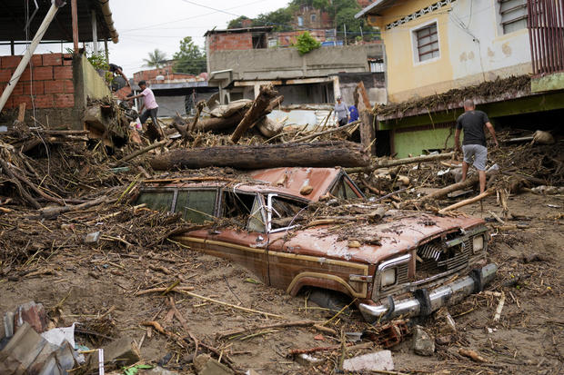 22 dead, dozens missing after landslides in Venezuela